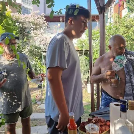 וילה Babacim Havuzlu Saunali