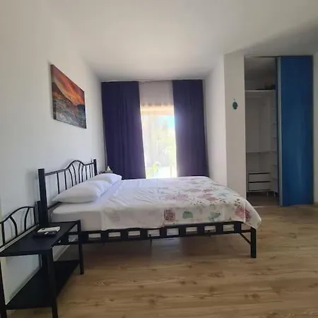 Babacim Havuzlu Saunali